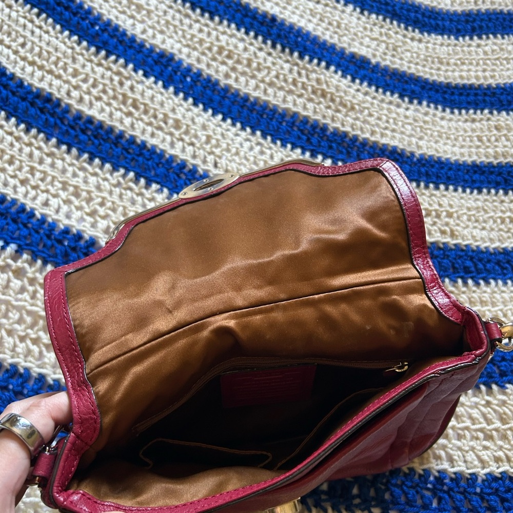 Coach Red Crossbody Bag with Structured Design and Gold Accents - Picture 5 of 5